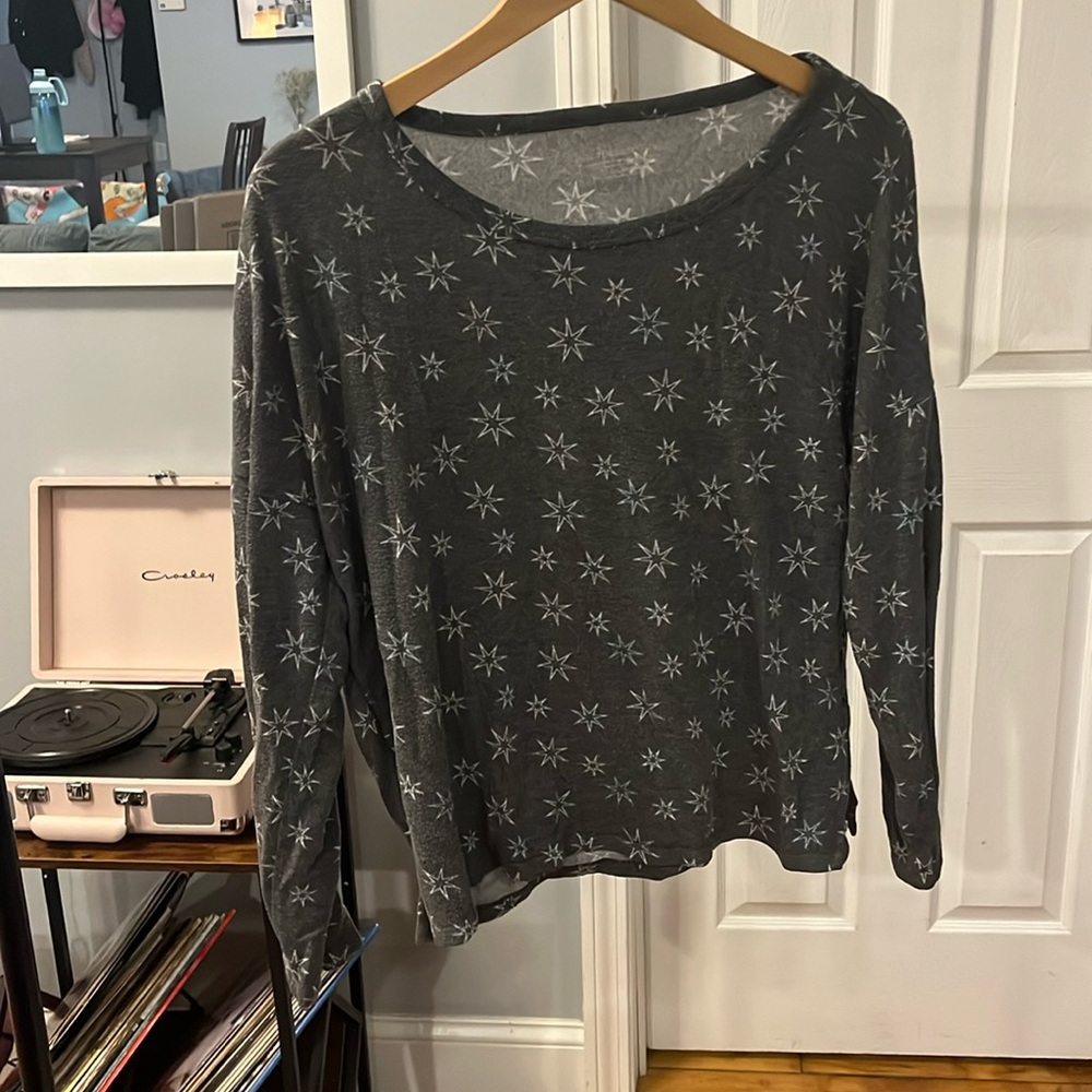 Victoria secret grey snowflake pajama set size large